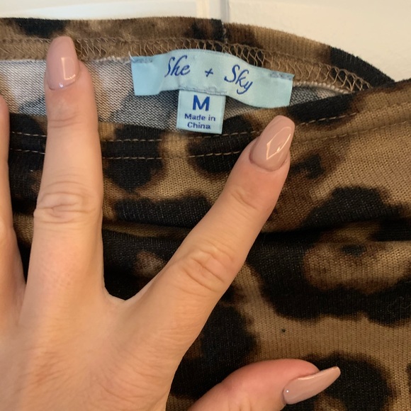 Off shoulder leopard 3/4 sleeve sweater - Picture 2 of 2